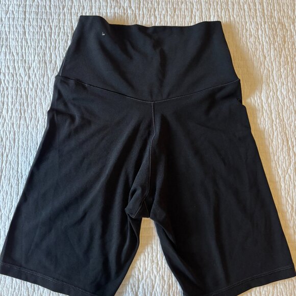 Aerie OFFLINE Real Me High Rise 7” Bike Shorts – Black, Size M - Picture 4 of 4